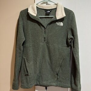 North Face Women’s Fleece Quarter Zip